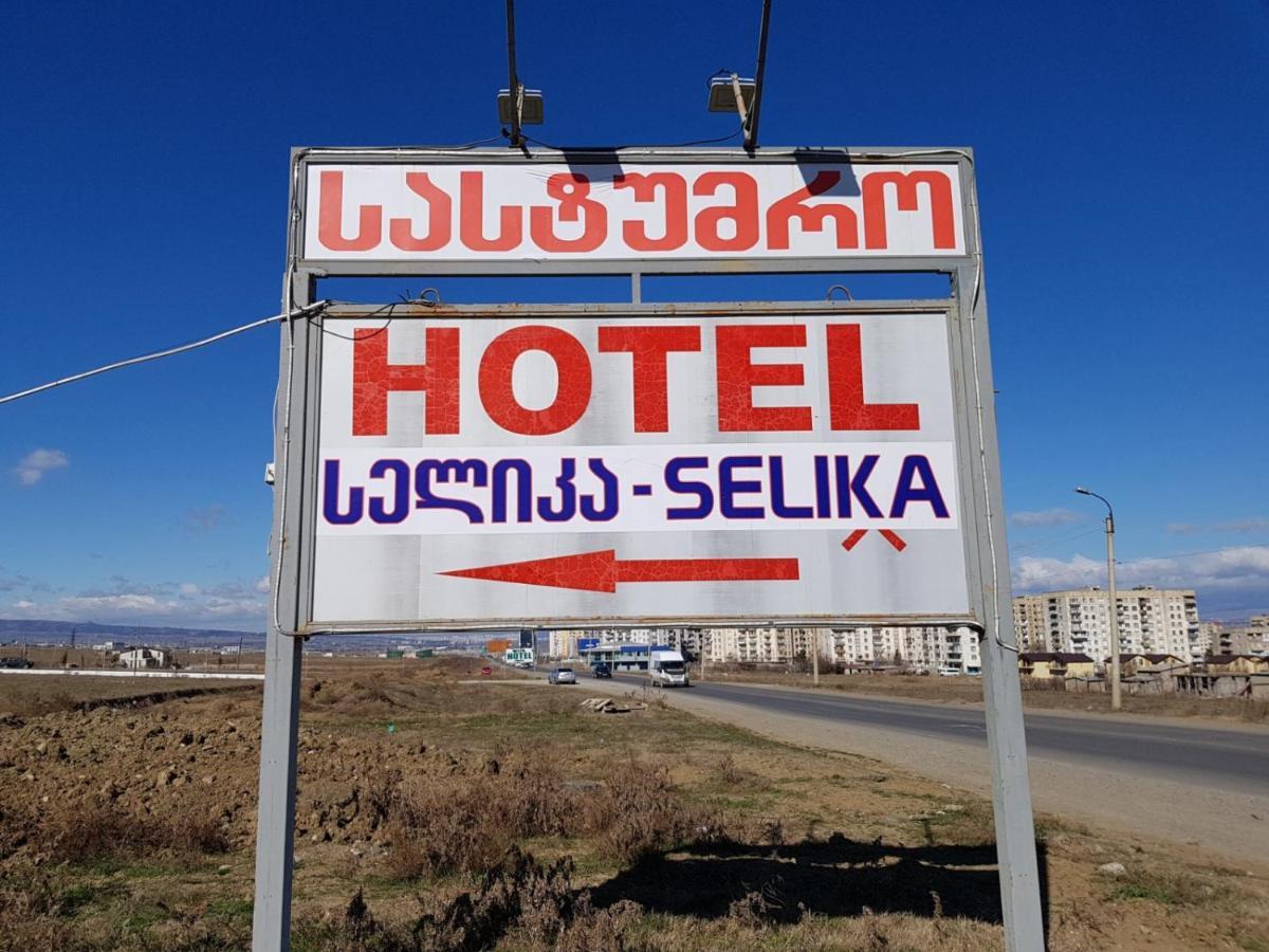 Hotel Selika Rustawi Exterior foto