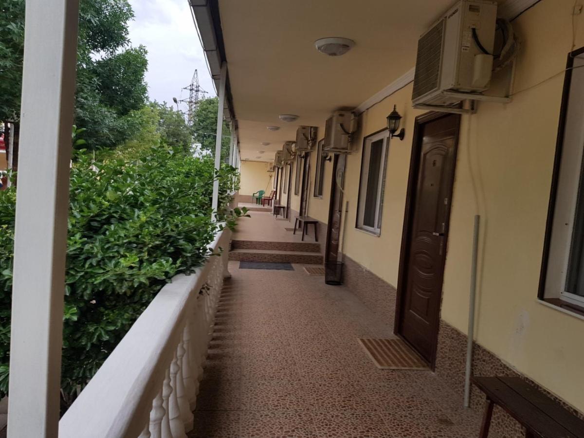 Hotel Selika Rustawi Exterior foto