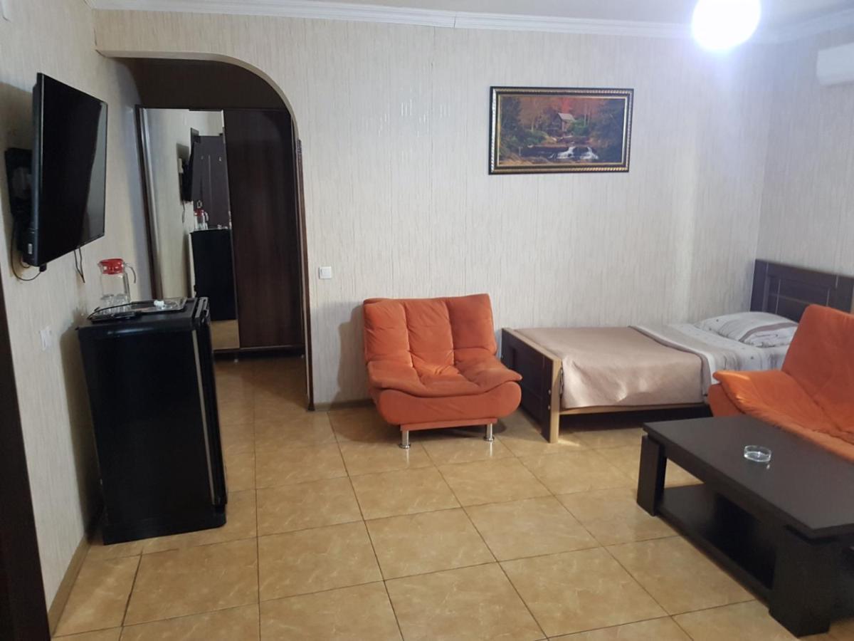 Hotel Selika Rustawi Exterior foto