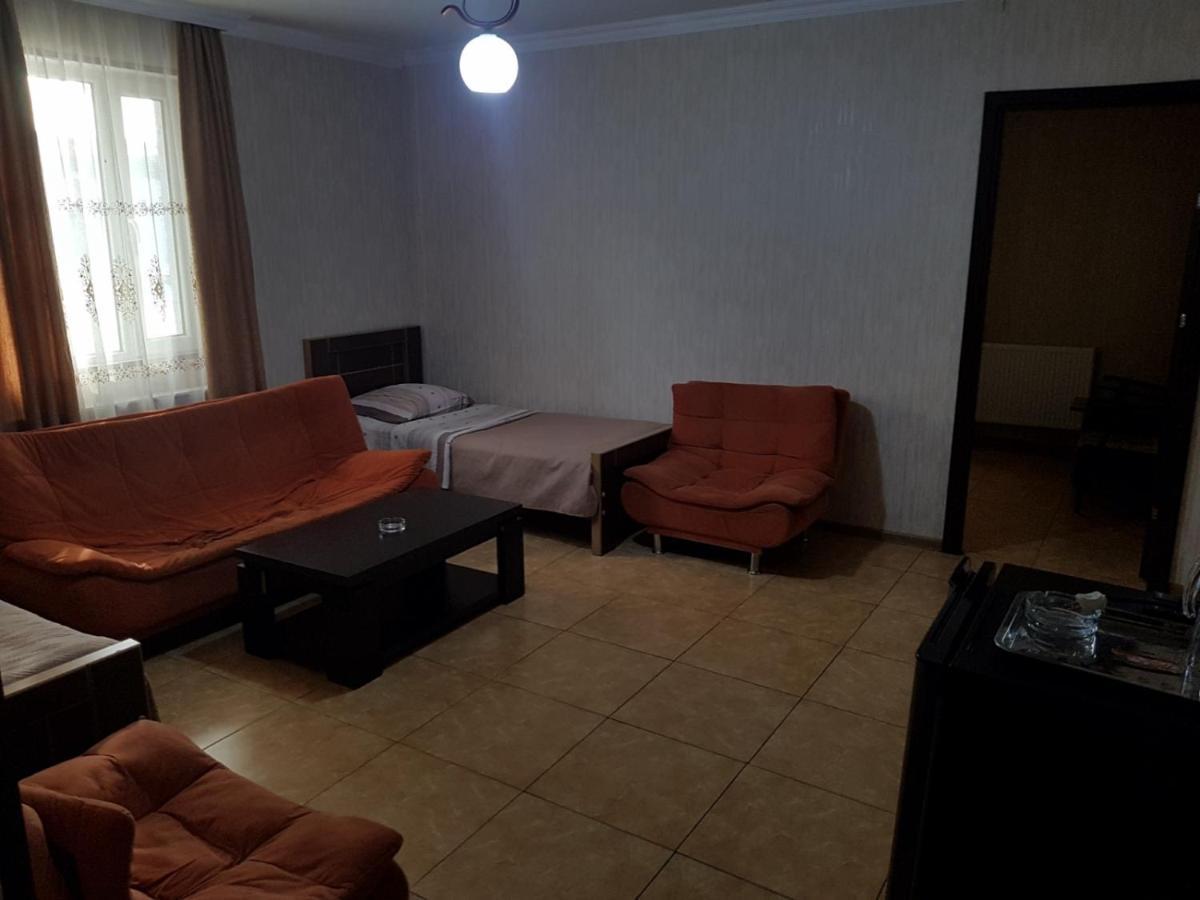 Hotel Selika Rustawi Exterior foto