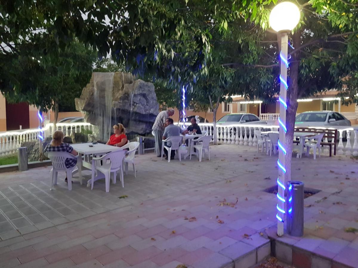 Hotel Selika Rustawi Exterior foto